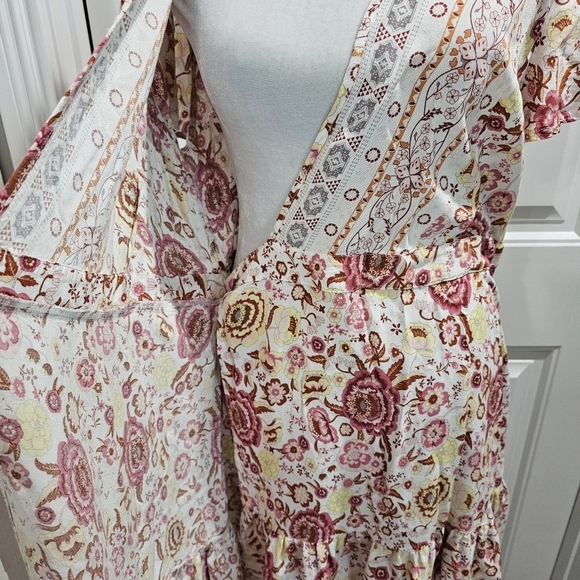 Zesica Summer Wrap Boho Floral Dress V-Neck Size Xlarge - Picture 7 of 16